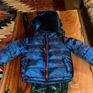 NWT TOMMY HILFIGER infant boys blue camo puffer jacket 18 months